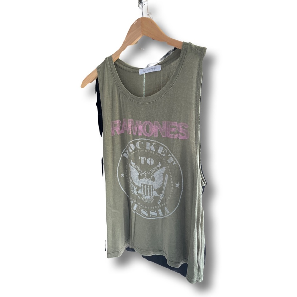 Daydreamer size XS Women Tee